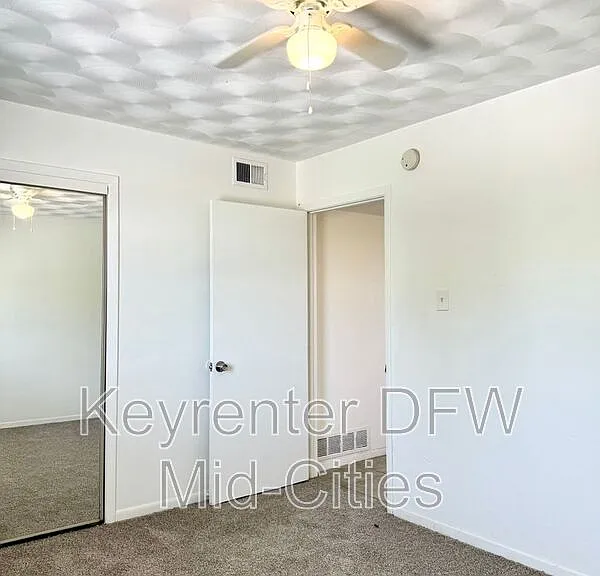 1117 Franklin Dr #8 — Photo 7