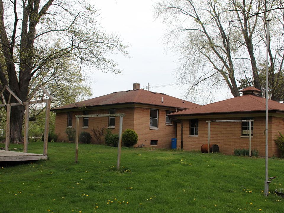 1st image of 144 N 120th Ave