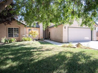 1621 W Lloyd Ave, Porterville, CA, 93257