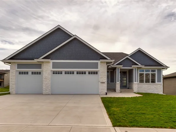 14502 Catalpa Dr, Urbandale, IA 50323