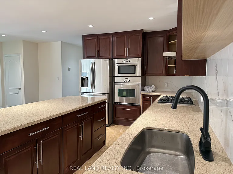 220 Millard Ave #1 — Photo 6