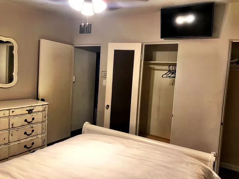 1635 E Solano Dr — Photo 13