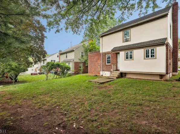 22 Elm St, Tenafly Boro, NJ 07670