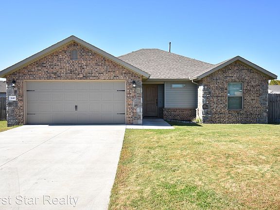 3rd image of 1640 Gallant Fox Ln