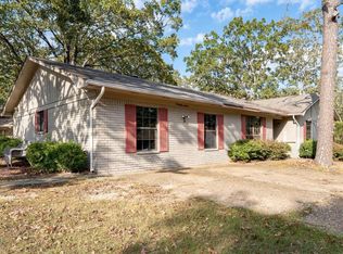 6312 Rolling Hills Dr, N Little Rock, AR 72118