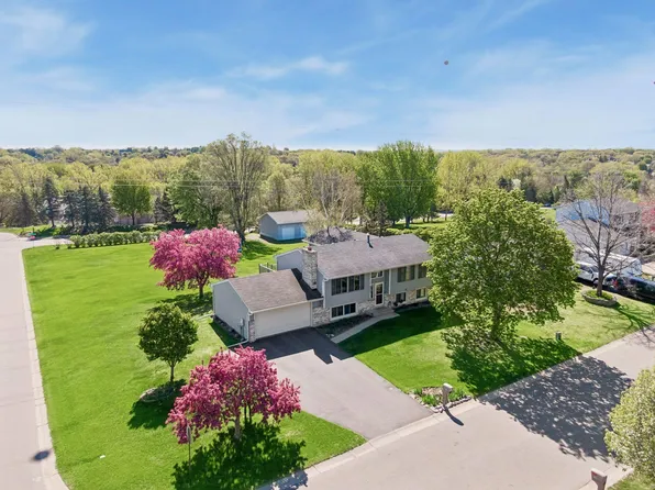 9721 Portal Dr, Eden Prairie, MN 55347