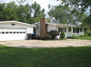 1021 N Franklin St, Auburn, KS 66402