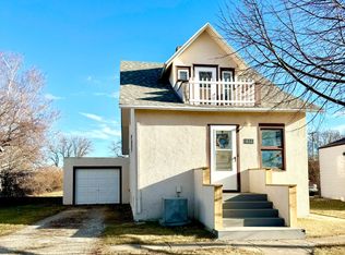611 Broadway, Napoleon, ND 58561