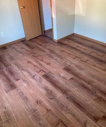 5th image of 327 W Broadway St APT 1