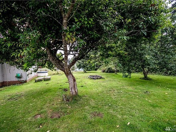 3rd image of 5806 Central Park Dr