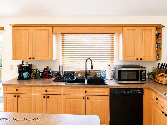 5th image of 1839 Longleaf Rd