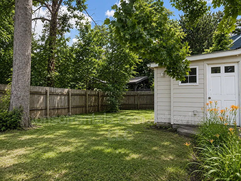 127 Aurora Dr — Photo 11
