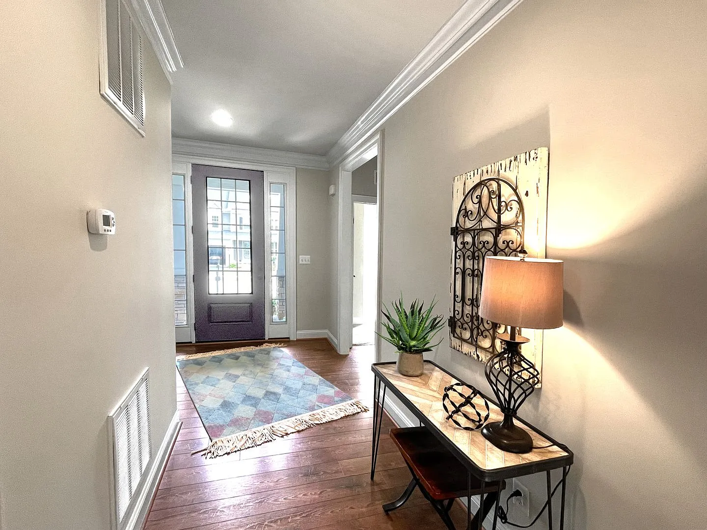 1287 Penfield Lane - Single Level Floorplan! — Photo 3