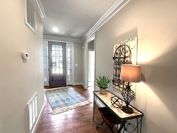 3rd image of 1287 Penfield Ln