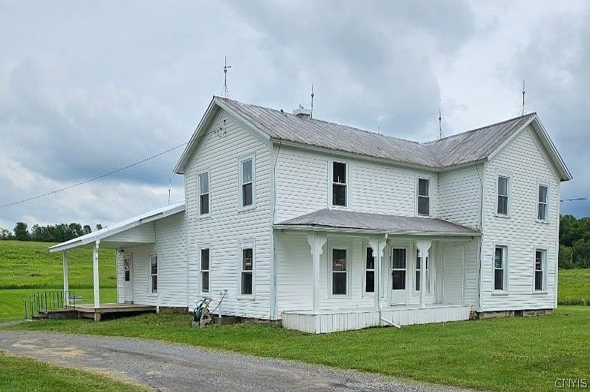 1st image of 8052 Hayes Rd