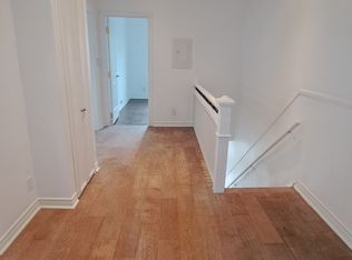 318 Harbord St, Toronto, ON M6G 1H1