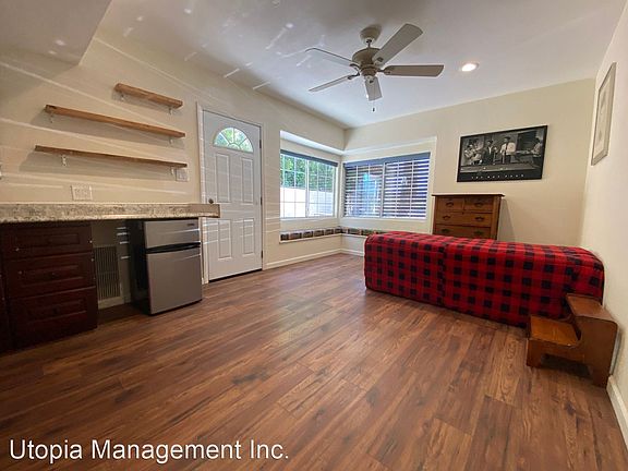 5th image of 230 Olivera Unit 1