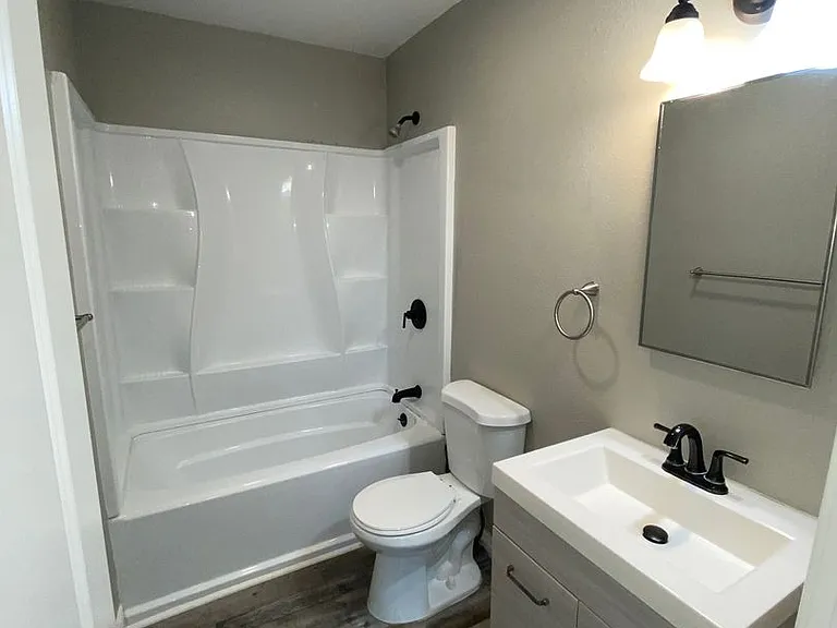 569 Park Way — Photo 7