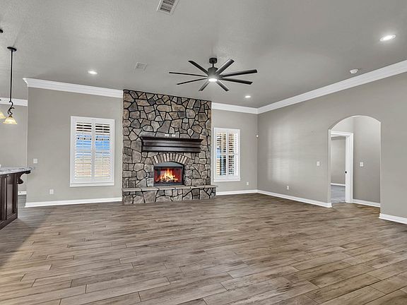 5th image of 250 Virgil Dr