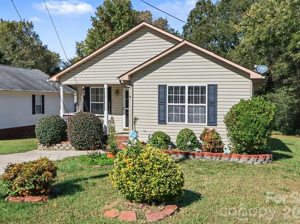 248 Southcircle Dr NW, Concord, NC 28027