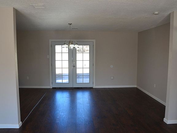 5th image of 1709 Spence Ave SE