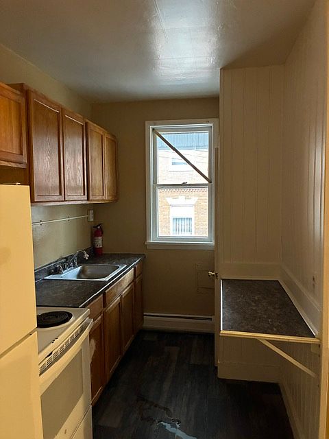 1st image of 723 Centre St #B