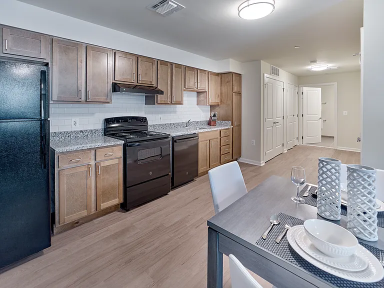 Uplands Apts — Photo 12