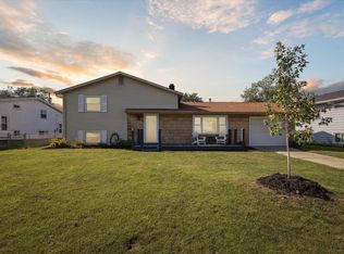 2634 Lexington Blvd, Mishawaka, IN 46544