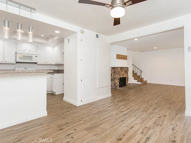 527 Spring Rd #19 — Photo 7