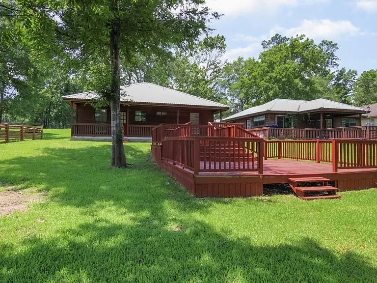42 Hunters Creek Dr — Photo 7