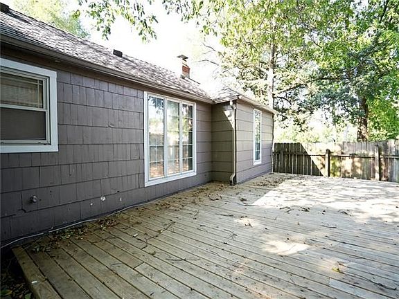 5th image of 4418 Elledge Dr