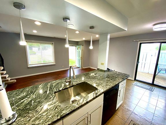 4th image of 1534 Cornell Cir #34D
