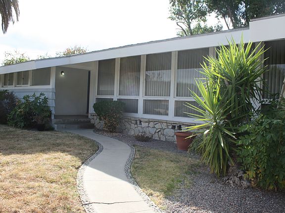 2nd image of 4635 Brewster Dr