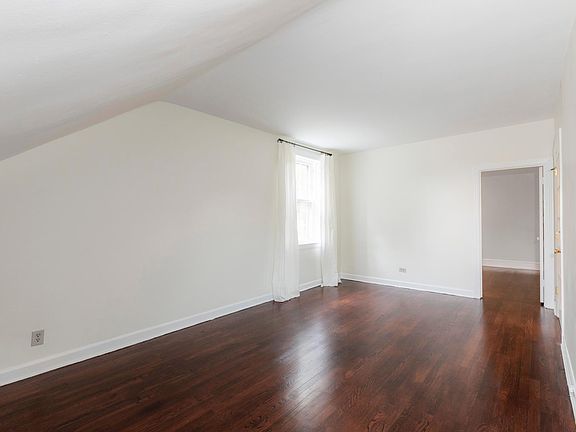 2nd image of 5858 N Talman Ave APT 2R