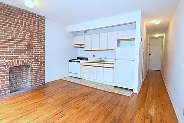Rented by Manhattan Spaces