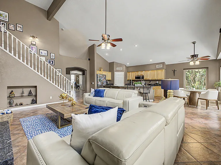 12410 N Echo Valley Dr — Photo 15