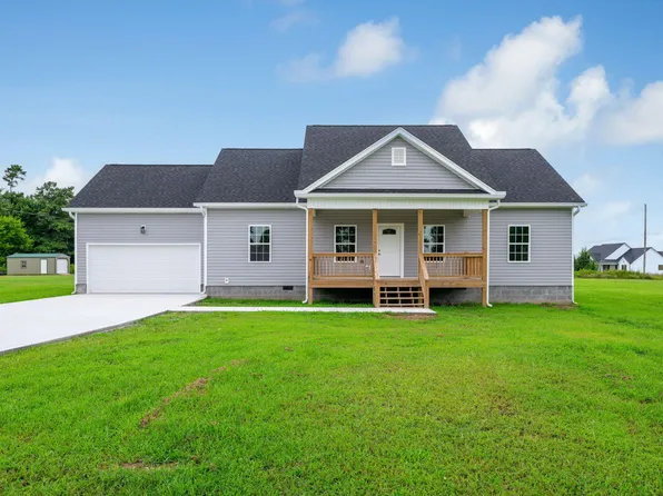 890 Michaels Rd, Trenton, GA 30752