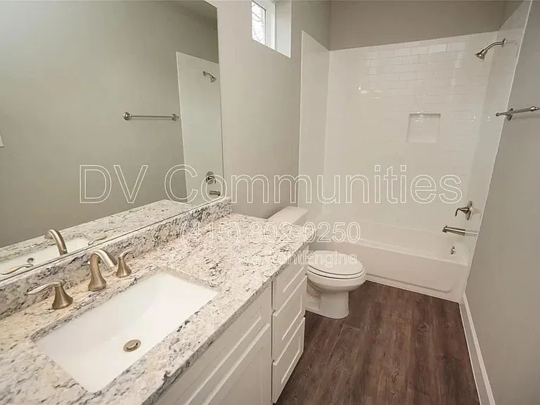 1202 3rd St — Photo 6
