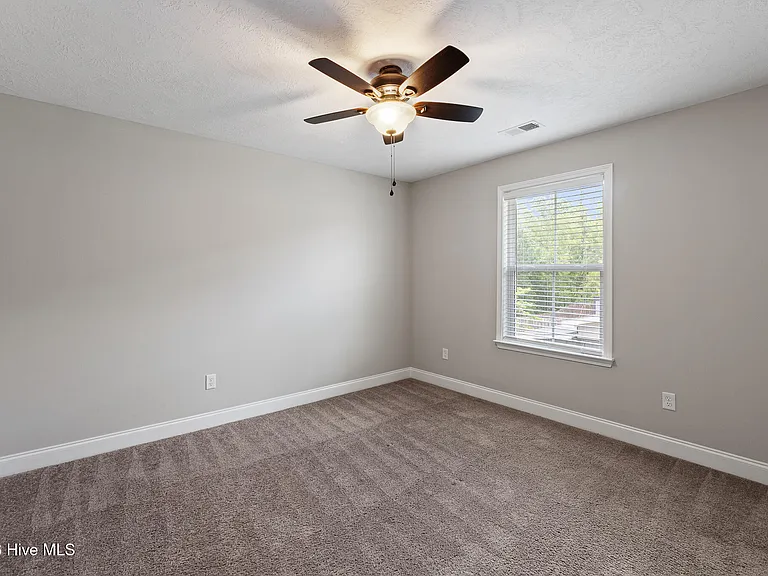 2097 Limerick Ct — Photo 20