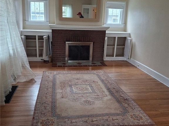 4th image of 38522 Courtland Dr