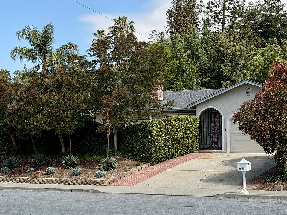 1st image of 10736 Porter Ln