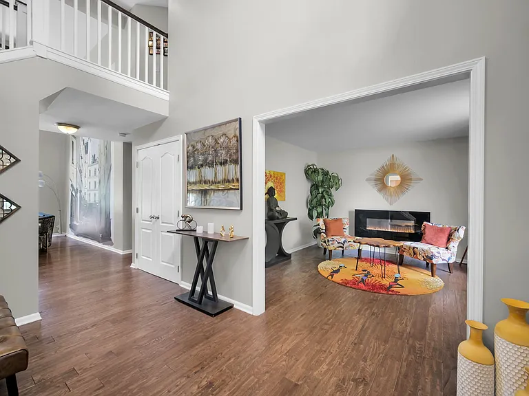 2518 Adamsway Dr — Photo 5