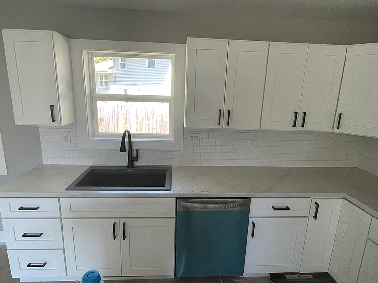 903 Chelsea Pl — Photo 2