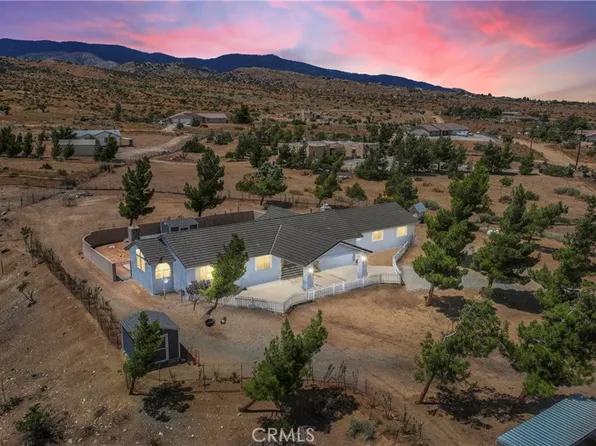 5165 Cygnet Rd, Phelan, CA 92371