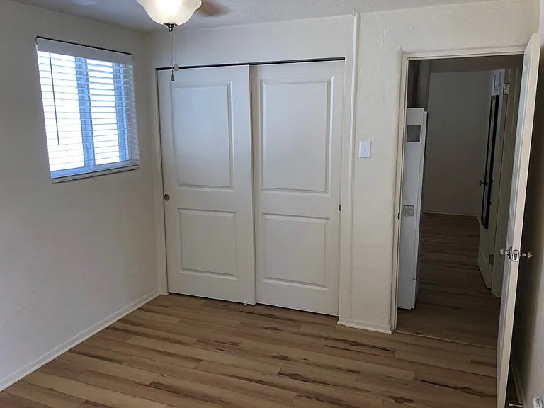 3309 Palomas Dr NE — Photo 10
