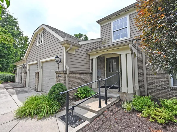 6110 Oakbridge Way APT 301, Milford, OH 45150