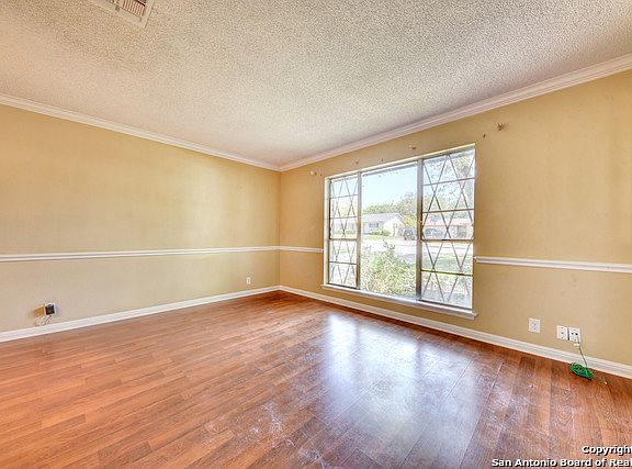 2nd image of 10411 Steuben Dr