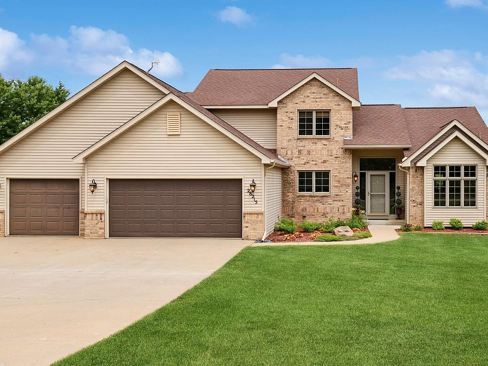 1st image of 28215 Hopewood Dr