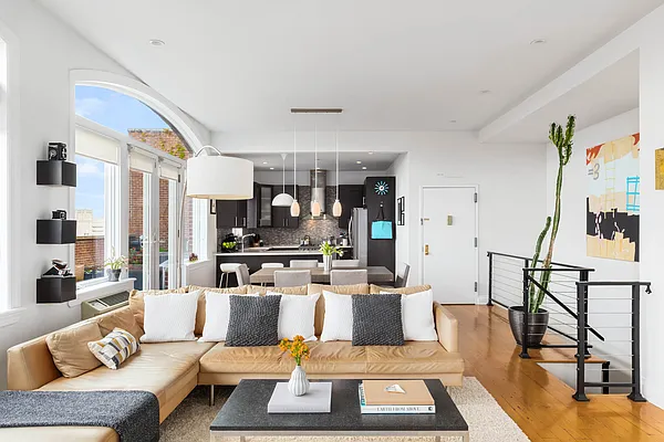 Sold by Compass | media 5