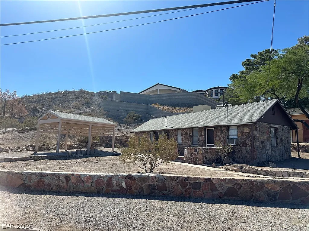 1 bed, 1.0 bath, 721 sqft, $1,395 — Photo 3